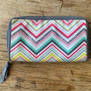 ♥️💖 Thirty One Large Accordion Style Wallet Clutch Wristlet